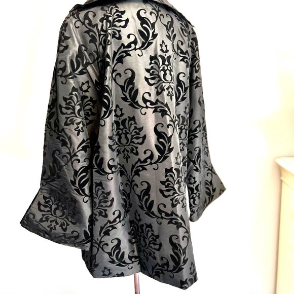 NWT Dorman Boutique Black Blazer Rain Jacket with Velvet Floral Detail Size 3XL - Picture 5 of 11